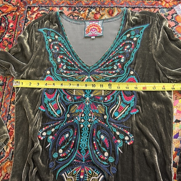 Johnny Was dark green v-neck tunic embroidered blouse size small long sleeves - Picture 7 of 8